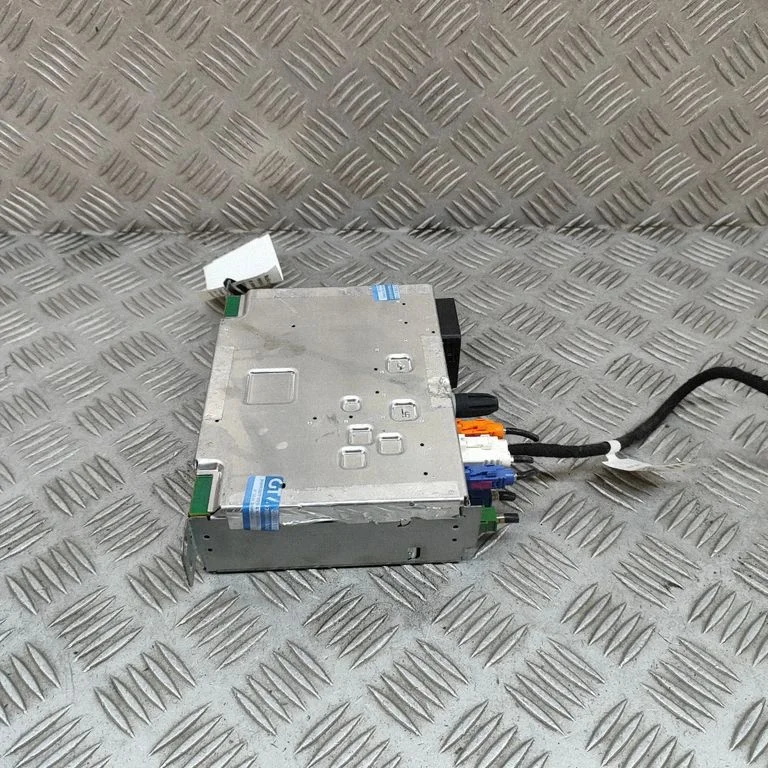 Radio/CD/DVD atskaņotājs/navigācija 9820250480