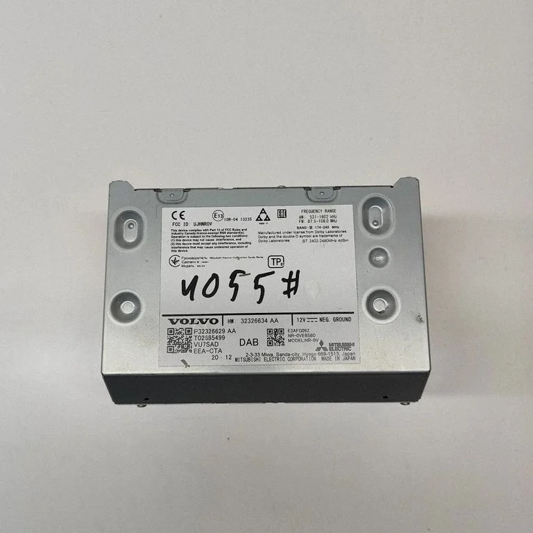 Radio/CD/DVD atskaņotājs/navigācija 32326634AA
