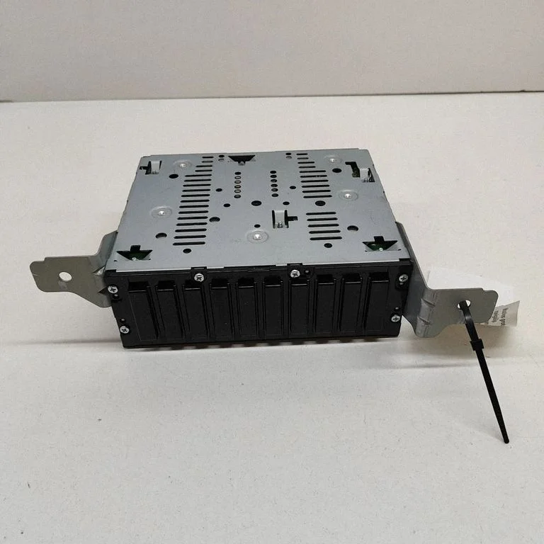 Radio/CD/DVD atskaņotājs/navigācija 96560N7410
