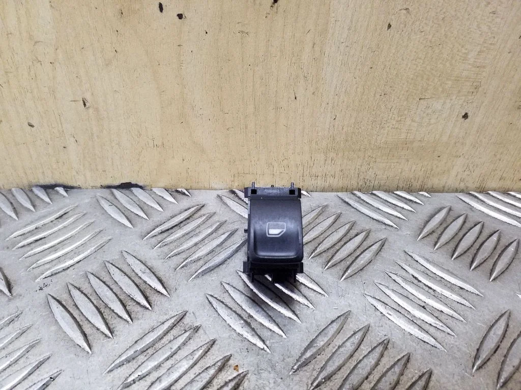 Electric window control switch 5G0959855H