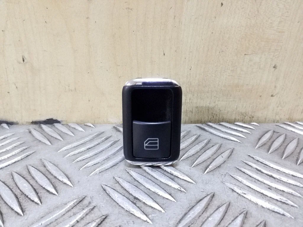 Elektriaknate lüliti A2048707358