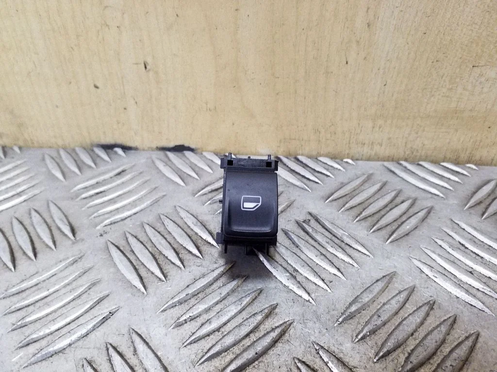 Electric window control switch 5G0959855H