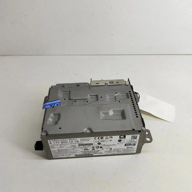 Radio/CD/DVD atskaņotājs/navigācija A1779012608