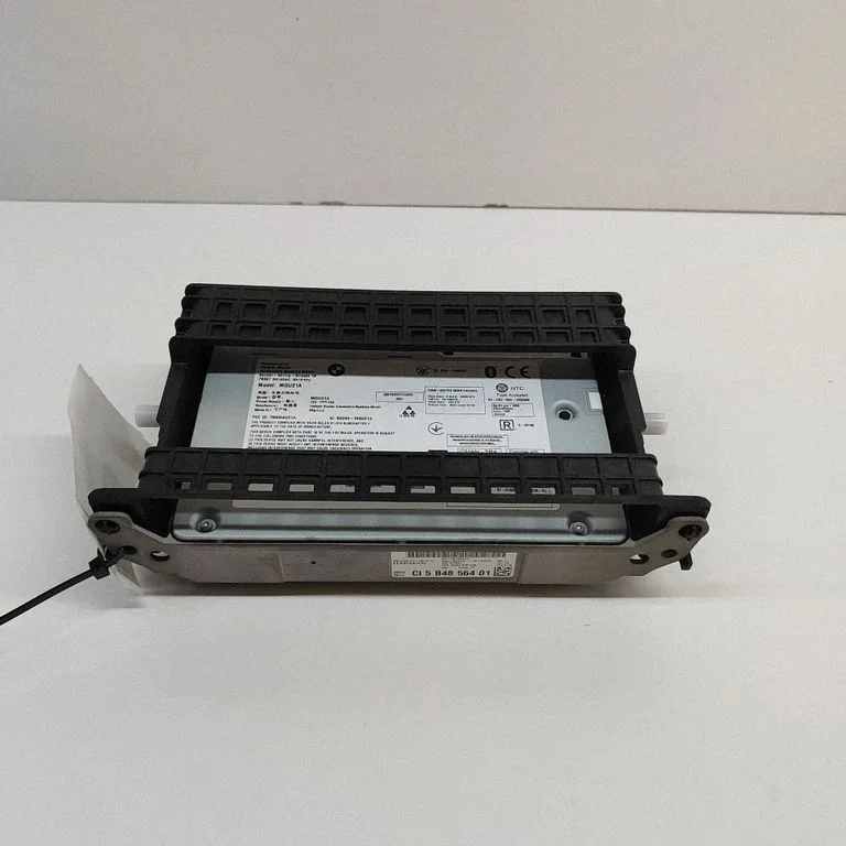 Radio/CD/DVD atskaņotājs/navigācija 5B48564