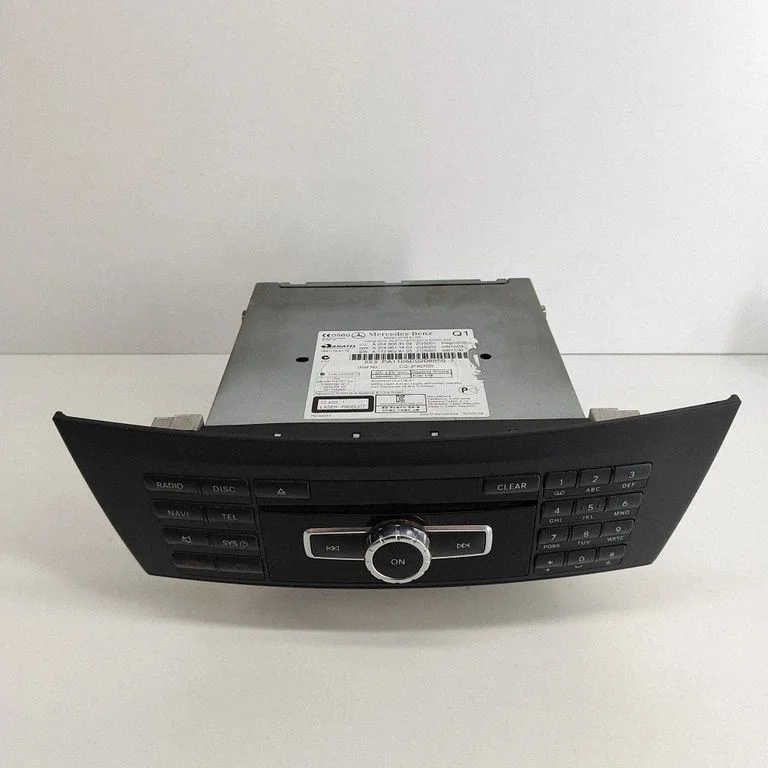 Radio/CD/DVD atskaņotājs/navigācija A2049011803