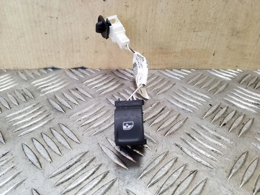 Elektriaknate lüliti 5Q0959855M