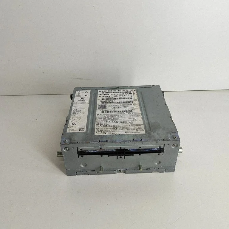 Radio/CD/DVD atskaņotājs/navigācija A2059011912