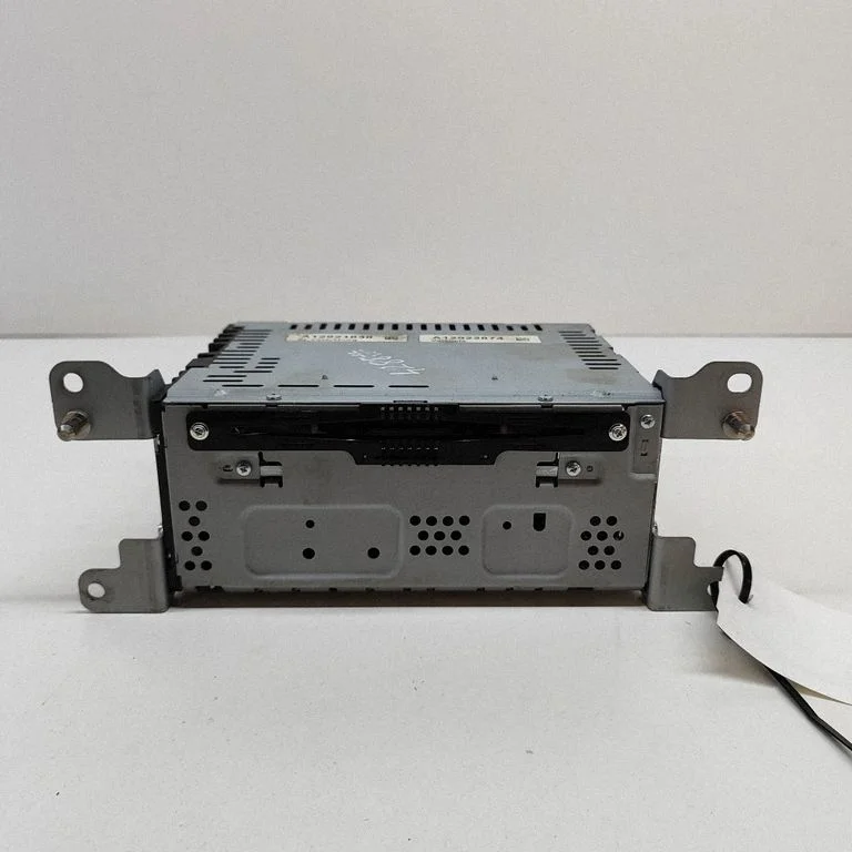 Raadio / CD/DVD-mängija / navigatsioon DS7T19C107FH