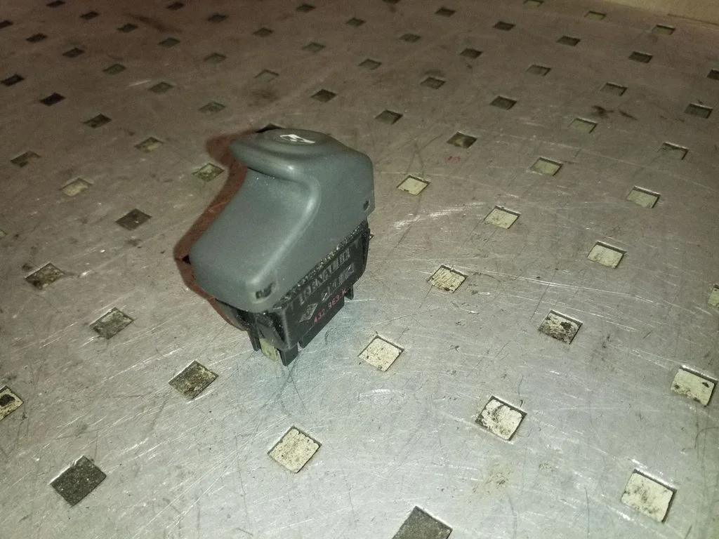 Electric window control switch 432963K