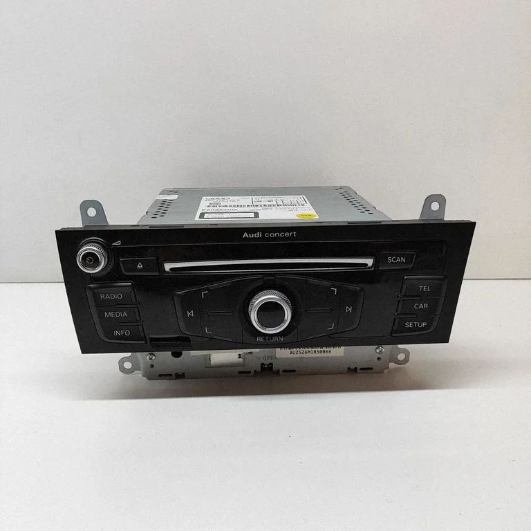 Radio/CD/DVD atskaņotājs/navigācija 8R2035186P