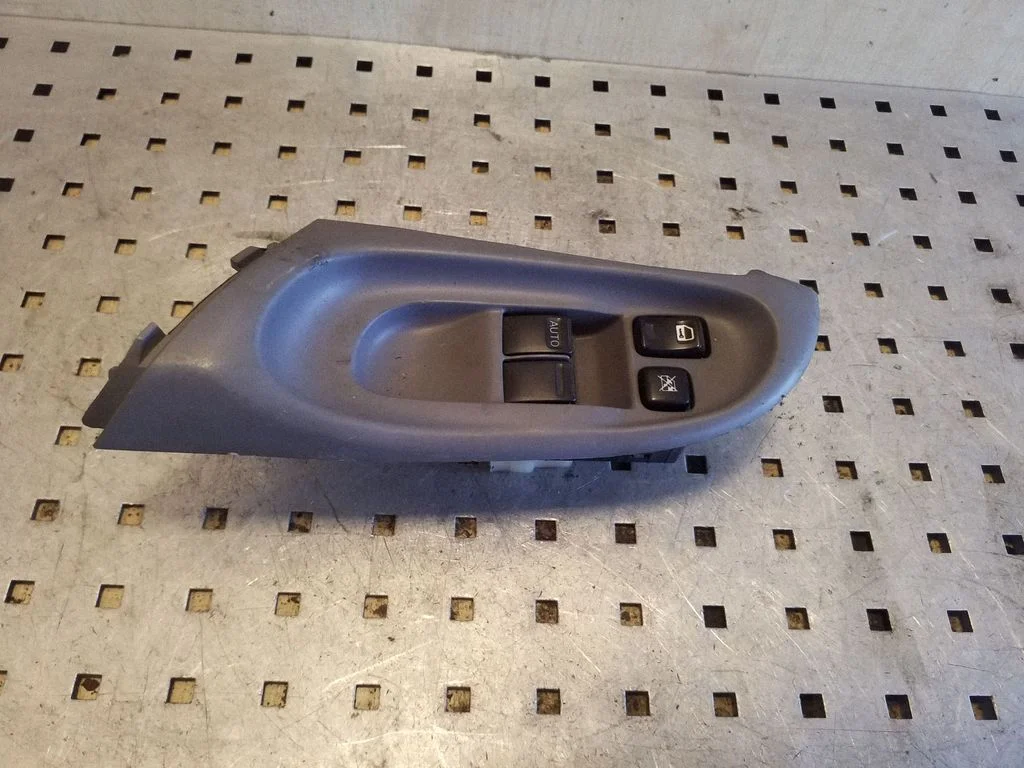 Elektrisko logu slēdzis 80961BM500