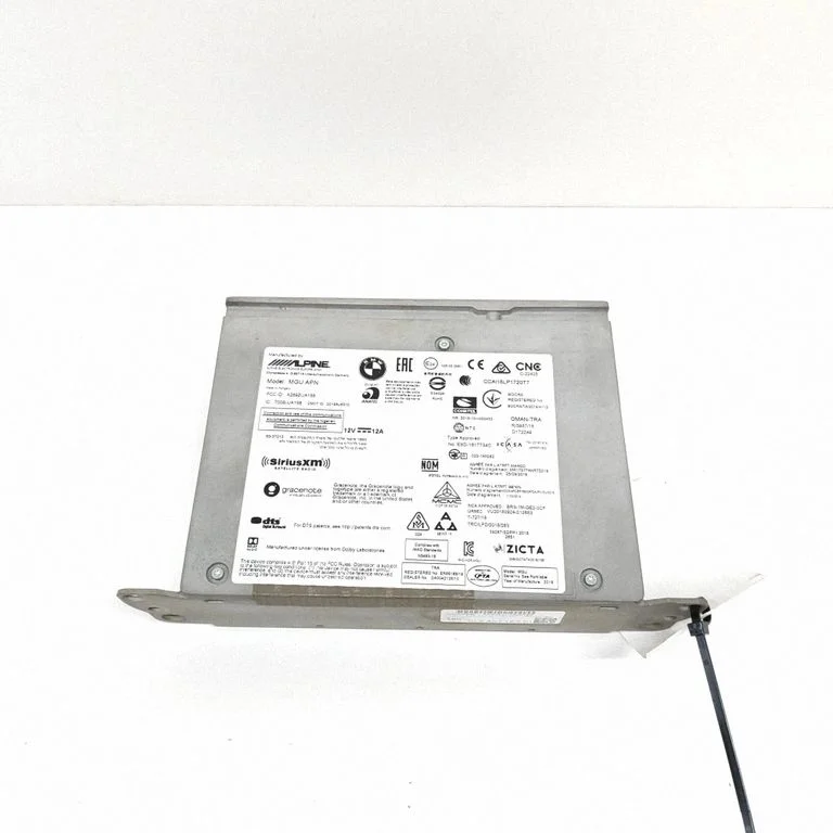 Radio/CD/DVD atskaņotājs/navigācija 5A071E6