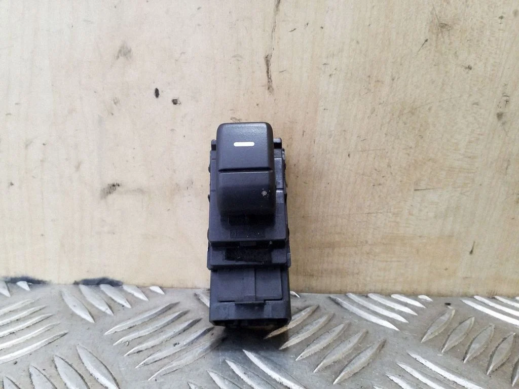 Elektrisko logu slēdzis – Land Rover Range Rover Sport L320 (2005-2013)