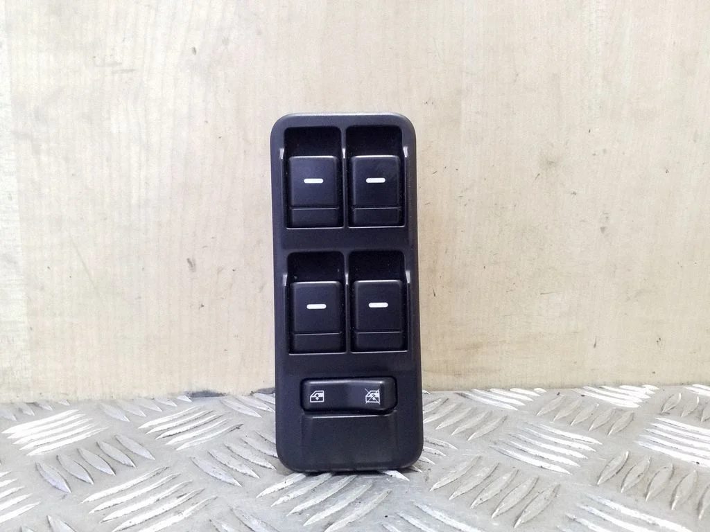 Elektrisko logu slēdzis YUD501540PVJ