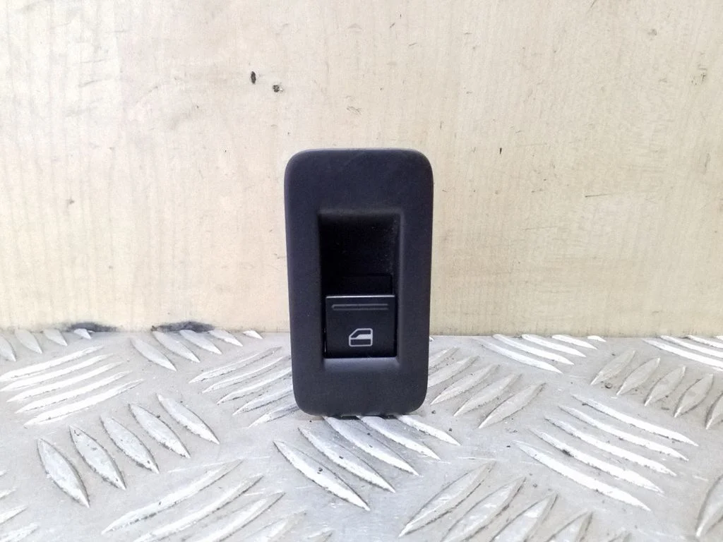 Przełącznik szyb elektrycznych 7L6959855C
