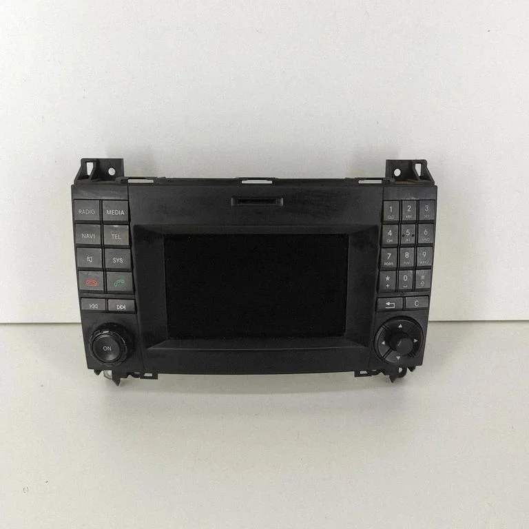 Radio/CD/DVD atskaņotājs/navigācija A9069016501