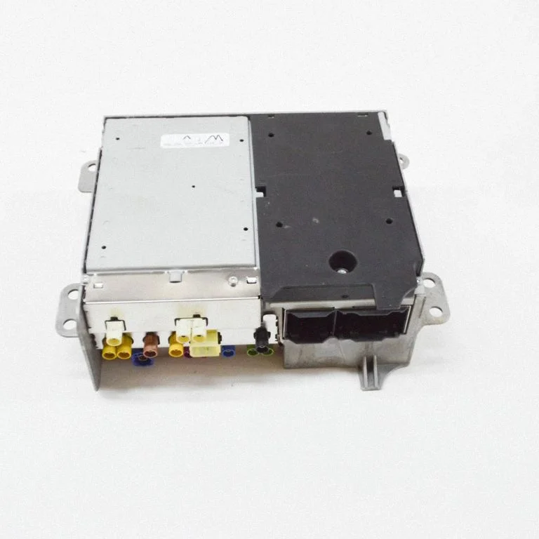 Radio/CD/DVD atskaņotājs/navigācija A2539018201