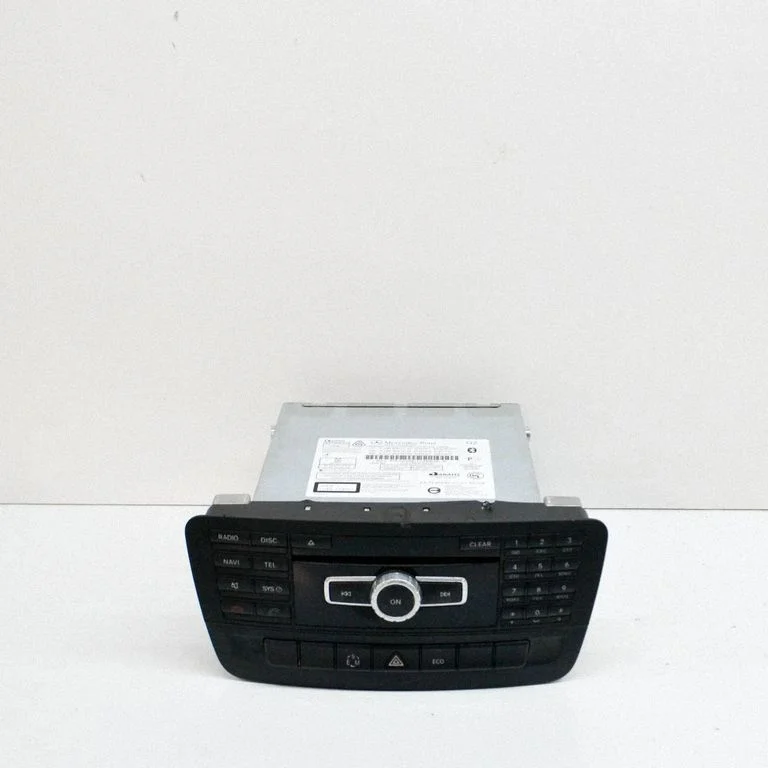 Radio/CD/DVD/GPS head unit A2469010802