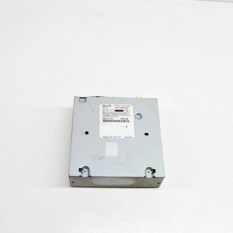 Radio/CD/DVD atskaņotājs/navigācija 100478702B