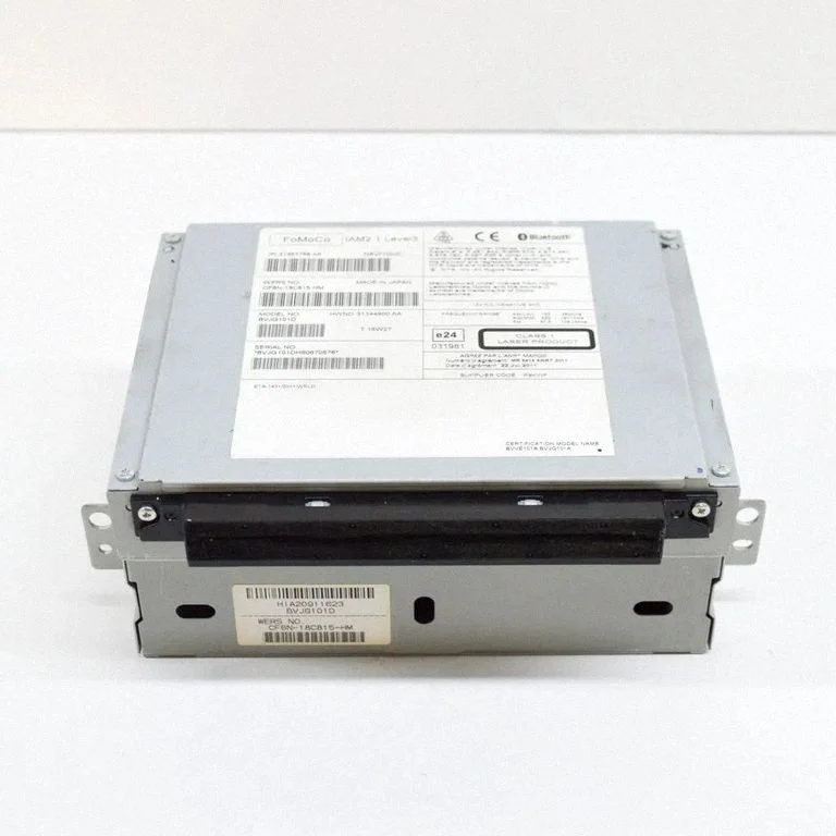 Radio, odtwarzacz CD/DVD, nawigacja – Land Rover Range Rover Evoque L538 (2011-2018)