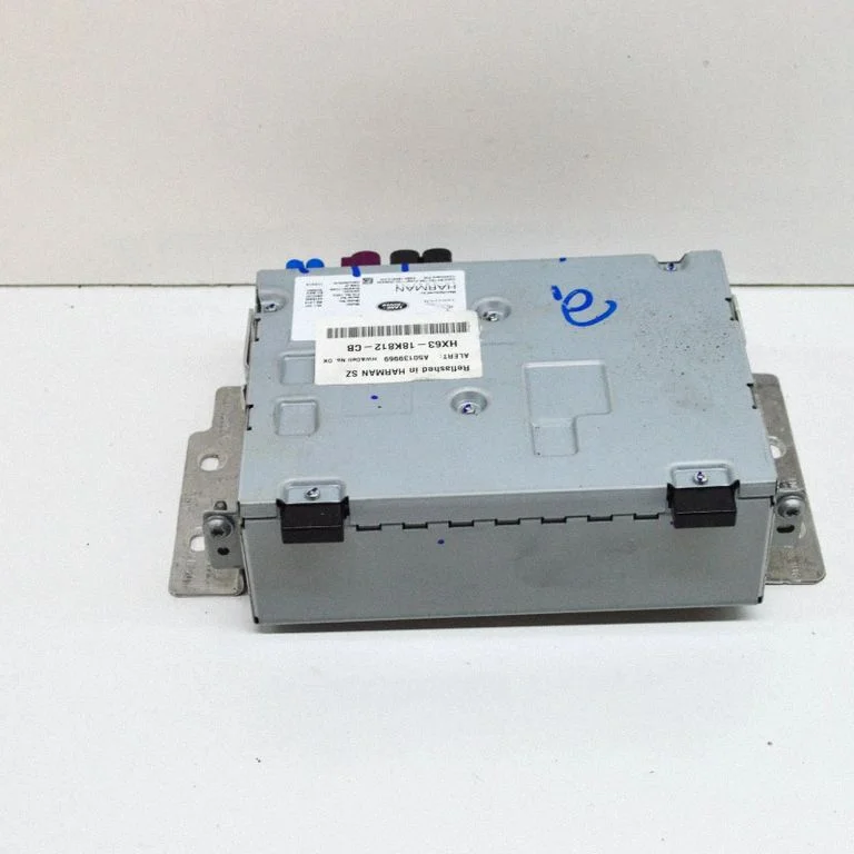 Radio/CD/DVD atskaņotājs/navigācija HX8318K812CD