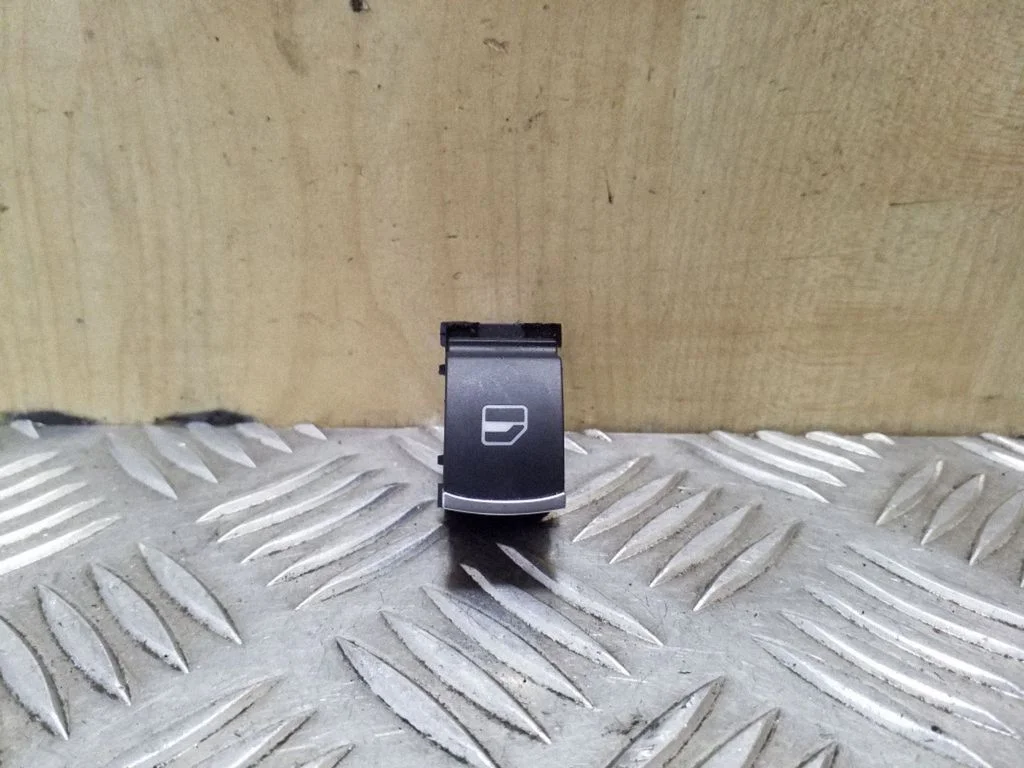 Electric window control switch 5K0959855