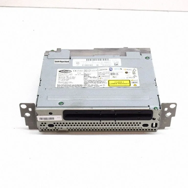 Radio/CD/DVD atskaņotājs/navigācija 6822077