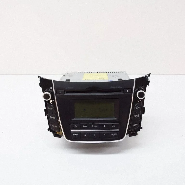 Raadio / CD/DVD-mängija / navigatsioon – Hyundai i30 (2013-2016)