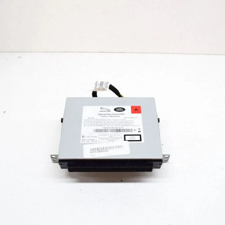 Radio/CD/DVD atskaņotājs/navigācija FW9311B608AD