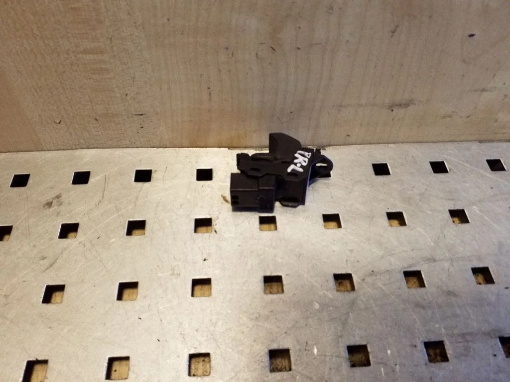 Elektrisko logu slēdzis 9H5214717AB
