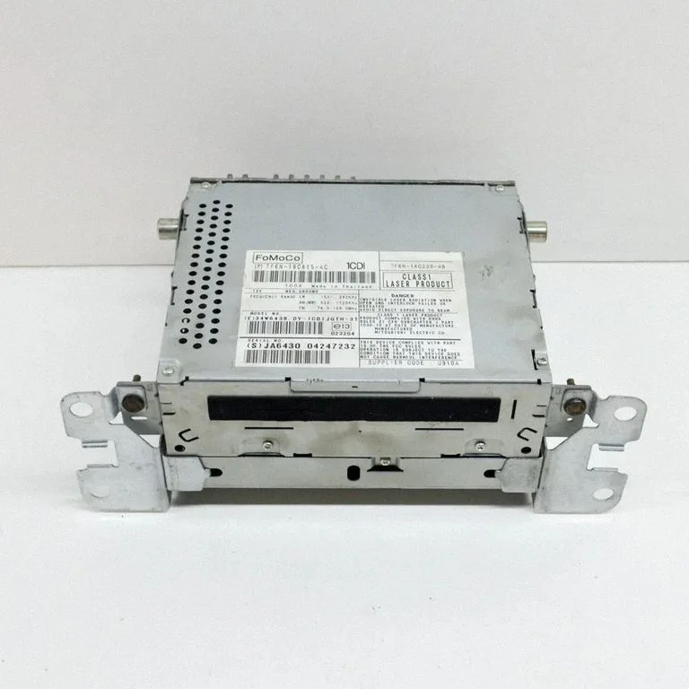 Radio/CD/DVD atskaņotājs/navigācija 7F6N18C815AC