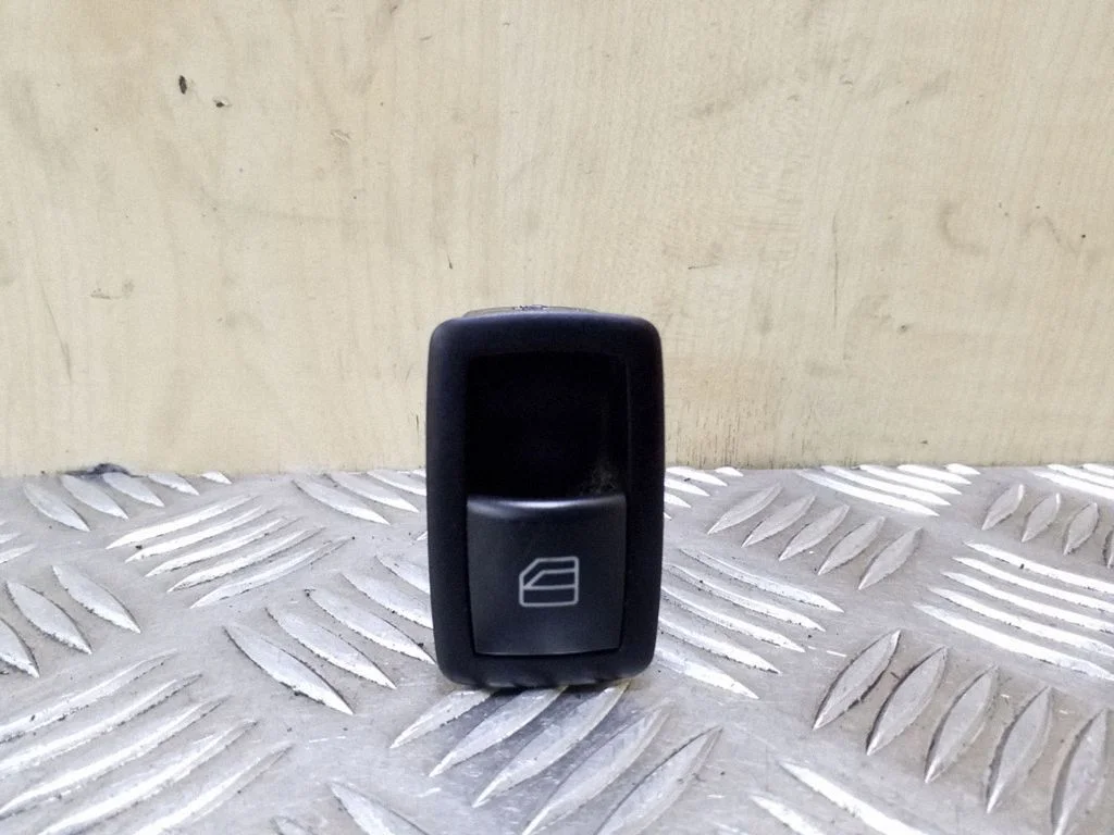 Elektrisko logu slēdzis A2518200510