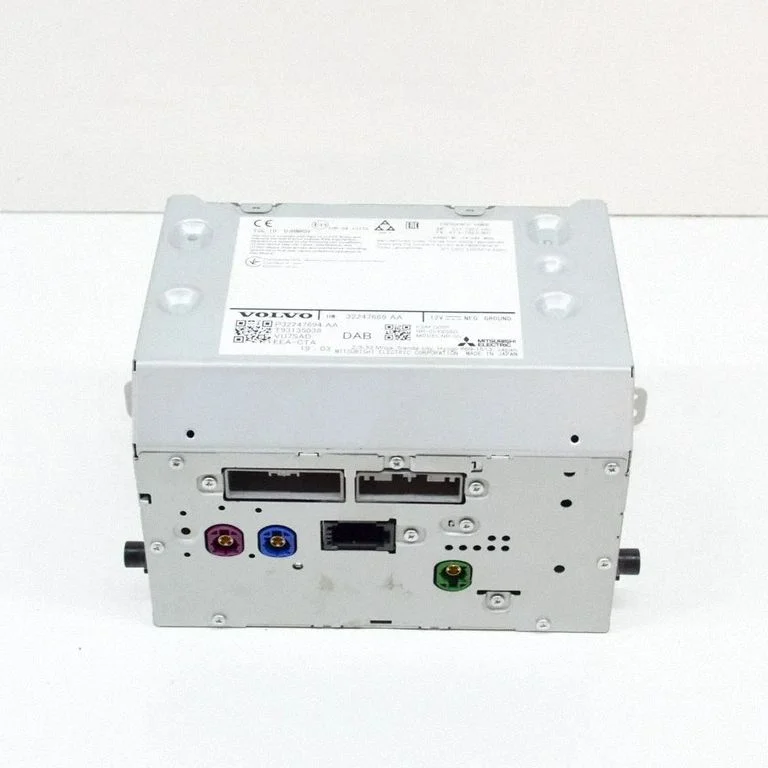 Radio/CD/DVD atskaņotājs/navigācija 32247689AA