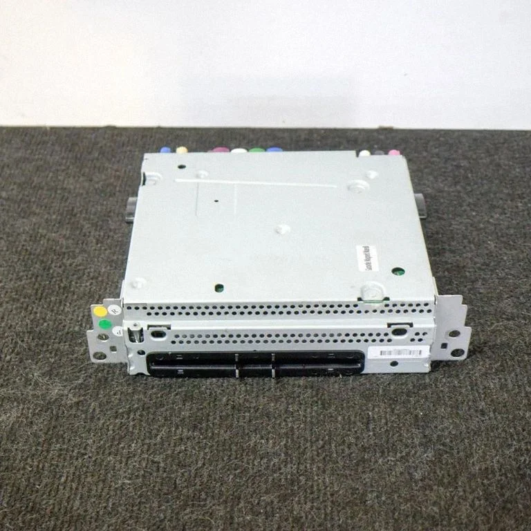 Radio/CD/DVD atskaņotājs/navigācija 6822595