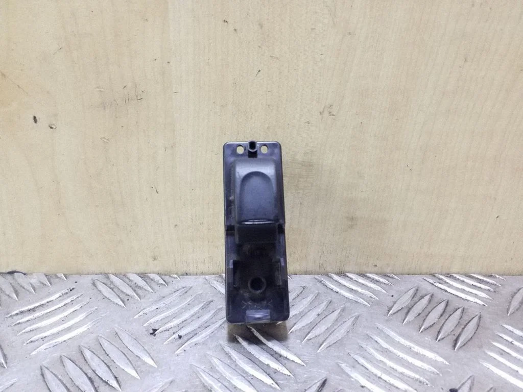 Electric window control switch – Opel Frontera B (1998-2004)