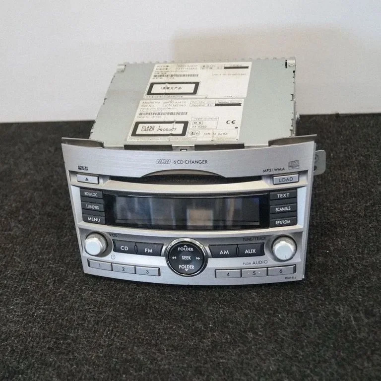 Radio/CD/DVD atskaņotājs/navigācija