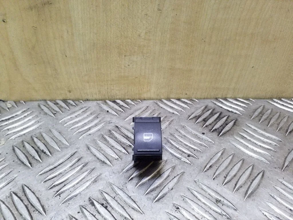 Elektrinių langų jungtukas