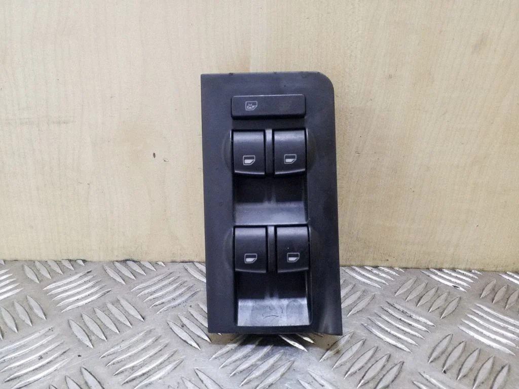 Electric window control switch – Audi A6 Allroad C5 (1999-2005)