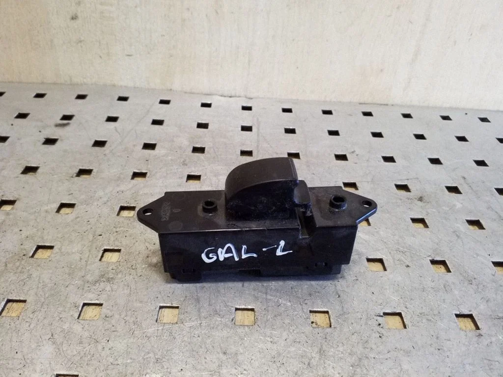 Elektriaknate lüliti 8608A063