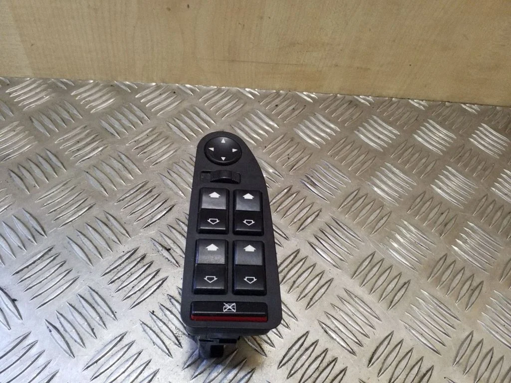 Przełącznik szyb elektrycznych 6907110