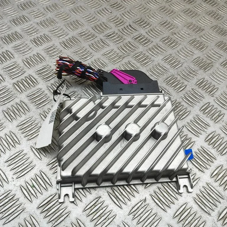 Skaņas pastiprinātājs 5H0035456E