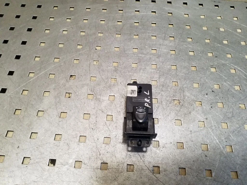 Elektrisko logu slēdzis 35760SMG