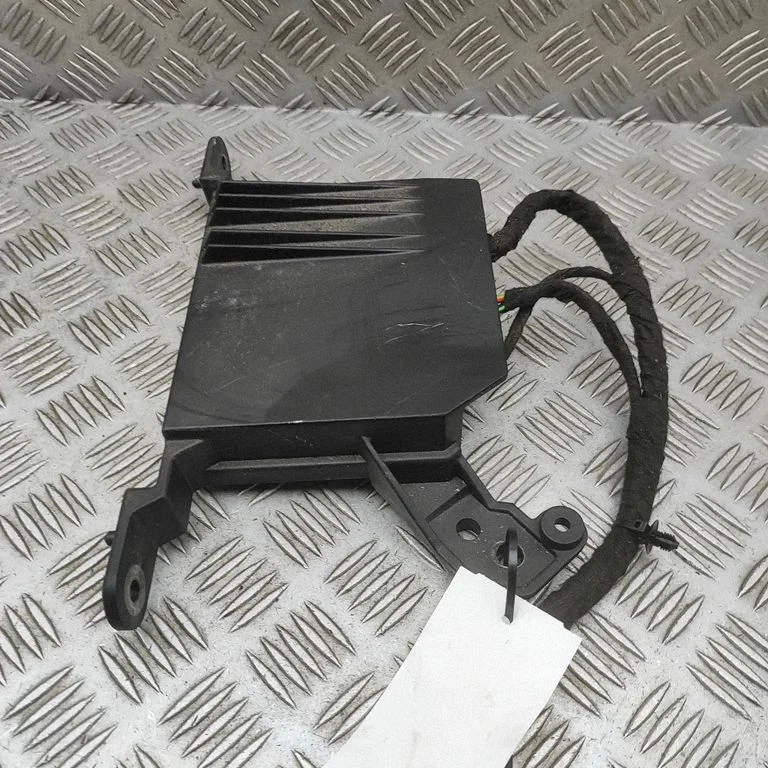 Skaņas pastiprinātājs 32359503AA
