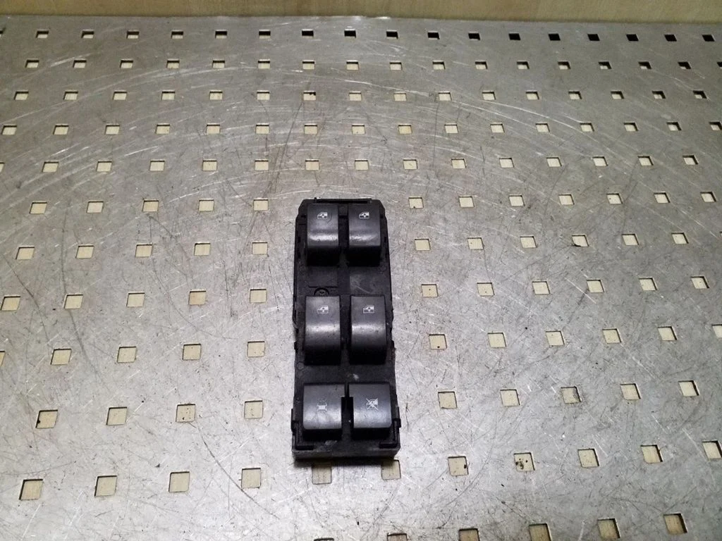 Electric window control switch 202005436