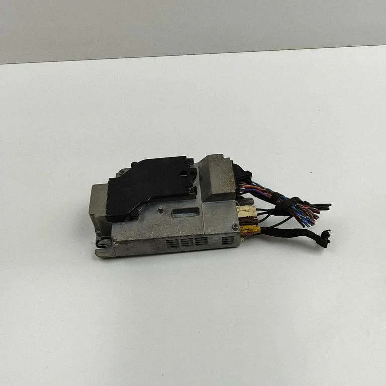 Sound amplifier 5A57037