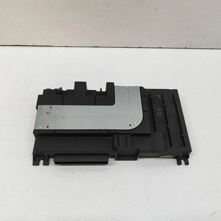 Skaņas pastiprinātājs 8V0035465