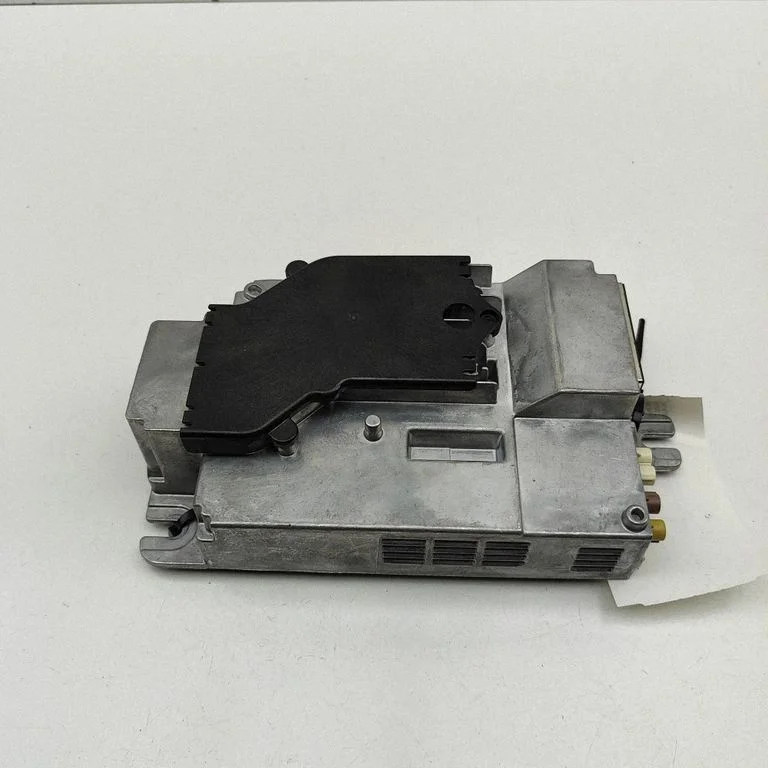 Skaņas pastiprinātājs 5A82E12