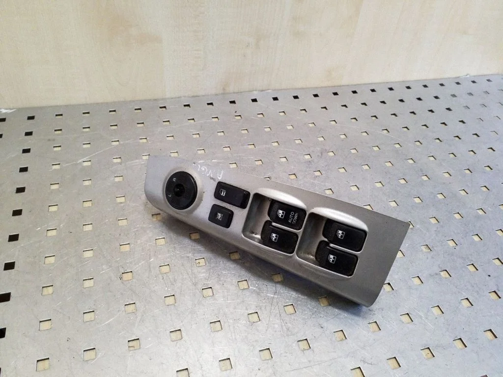 Elektriaknate lüliti KAKMPM610