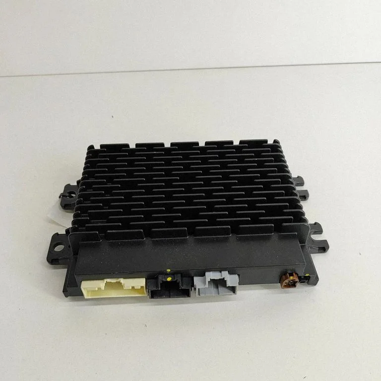 Sound amplifier LJ8T14G647CCA