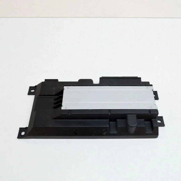 Skaņas pastiprinātājs 8W0035223